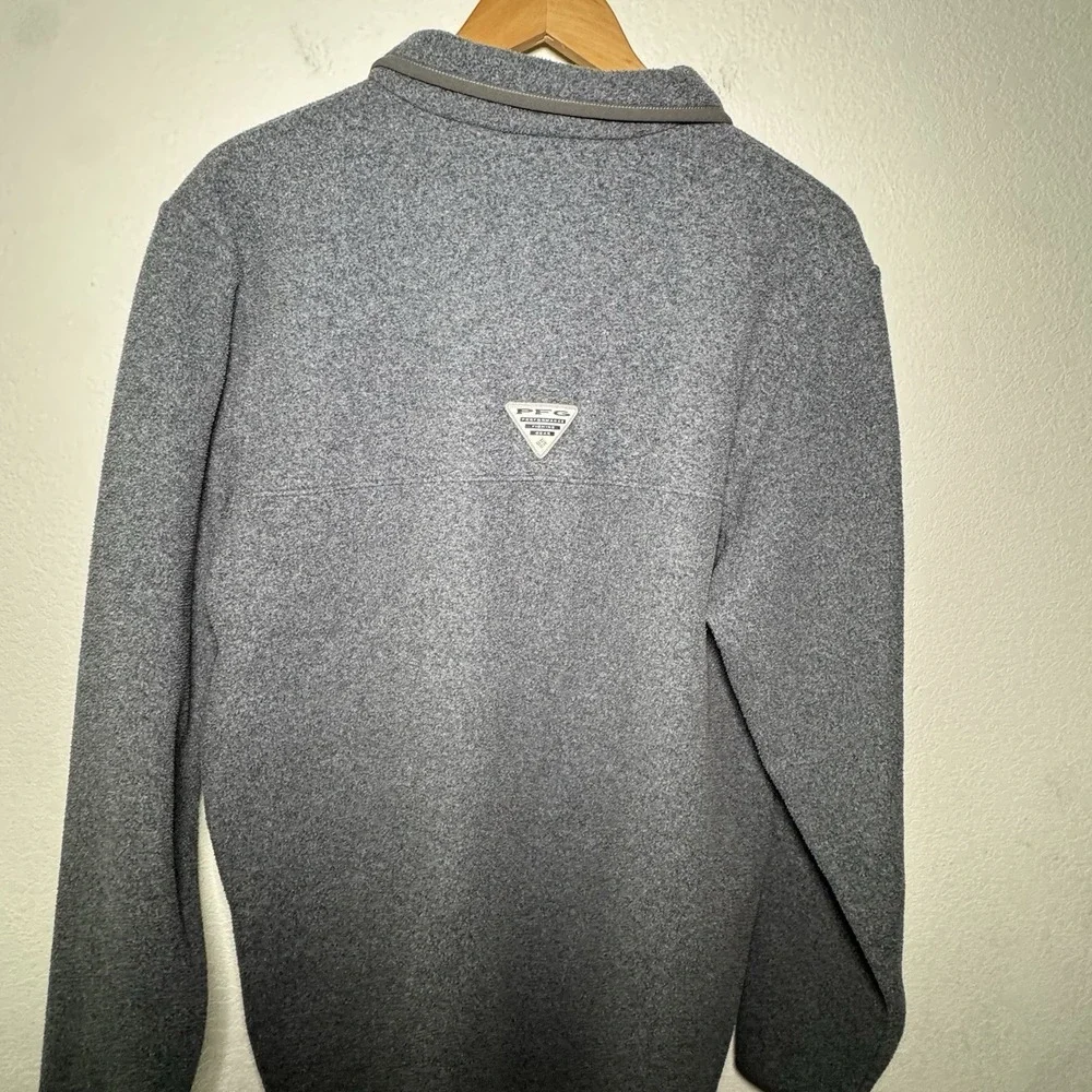 Columbia fan pullover